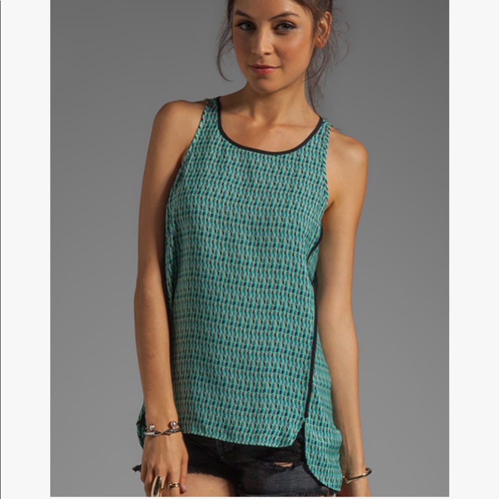 EUC Central Park West Mint Green Arrow Print Tank